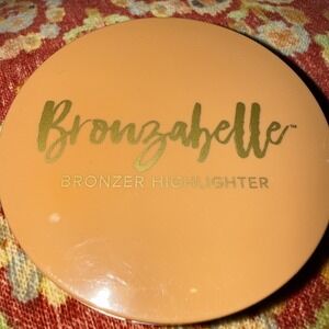 Belle Beauty Kim Gravel Bronzabelle TUSCAN SUN Bronzer Highlighter Compact NEW